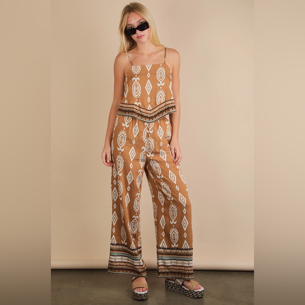 Very J Scarf Boarder Printed Woven Top & Pants Set in Mocha